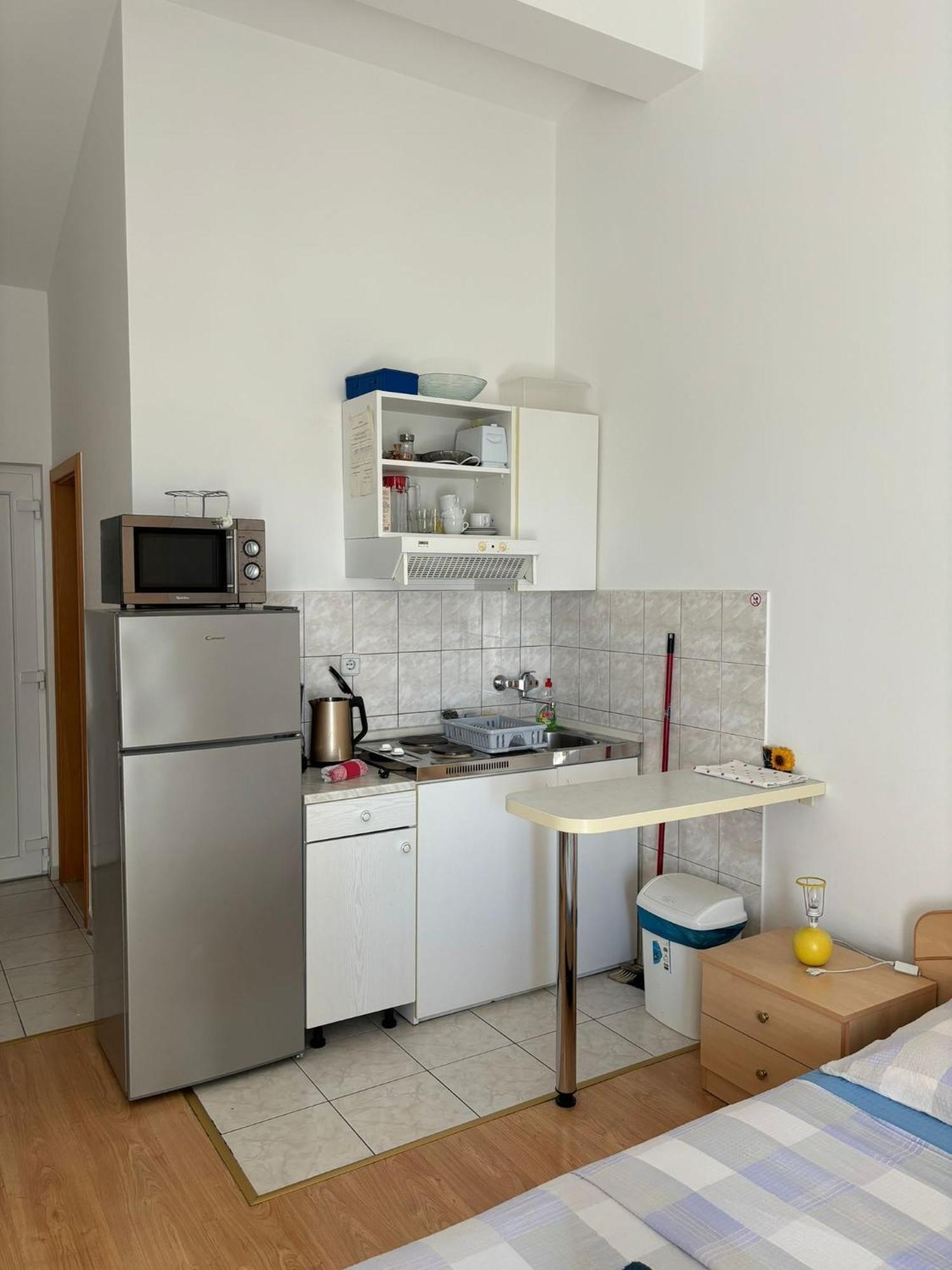 Apartments By The Sea Sumpetar, Omis - 2808 외부 사진